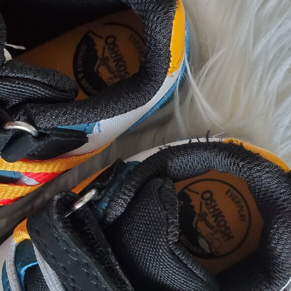 OshKosh/Carter's Boy Shoe Bundle SZ 4 - Picture 12 of 16